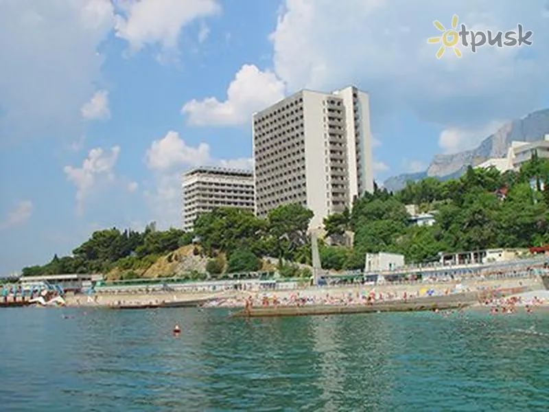 Фото отеля Ай-Петрі 3* Кореїз Крим екстер'єр та басейни