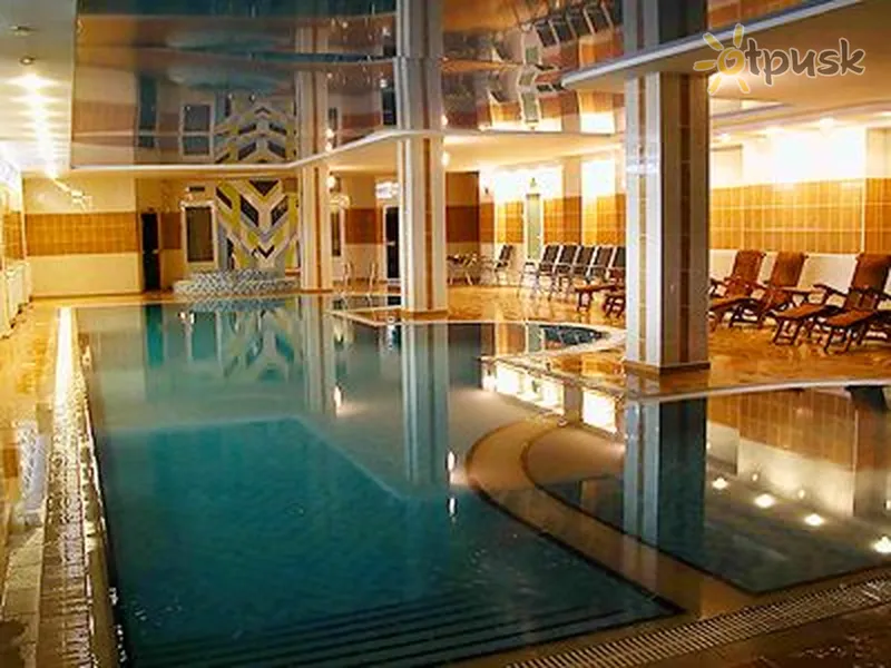 Фото отеля Норд 3* Партеніт Крим екстер'єр та басейни
