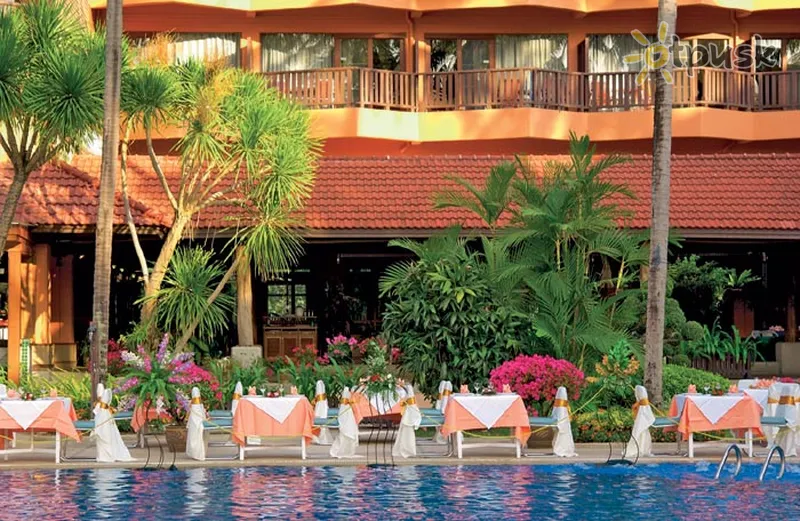 Фото отеля Patong Merlin Hotel 4* о. Пхукет Таиланд экстерьер и бассейны