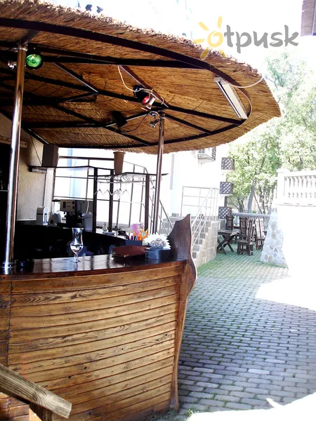 Фото отеля Серсиаль 2* Алупка Крым бары и рестораны