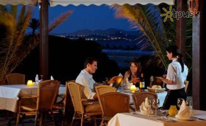 Фото отеля Grand Palladium Palace Ibiza Resort & Spa 4* о. Ібіца Іспанія бари та ресторани