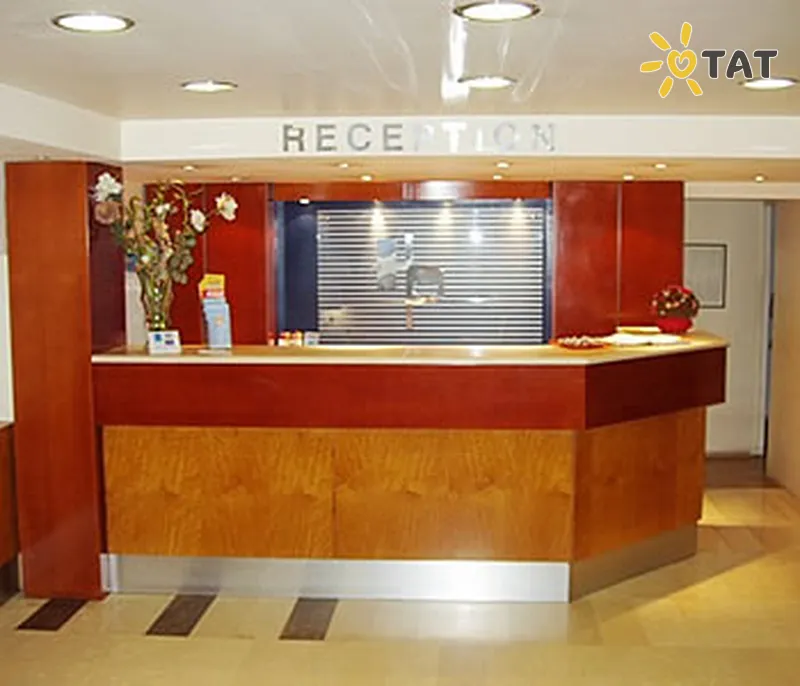 Фото отеля City Plaza 3* Афіни Греція лобі та інтер'єр