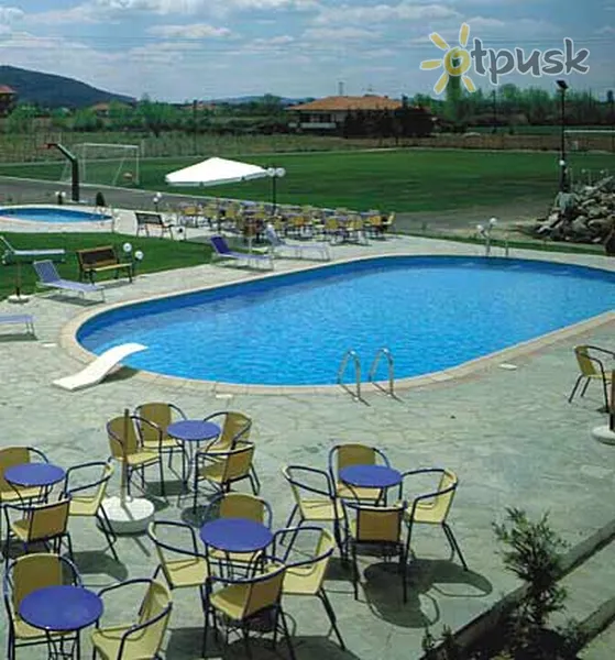Фото отеля Dedis Hotel 3* Касторія Греція екстер'єр та басейни