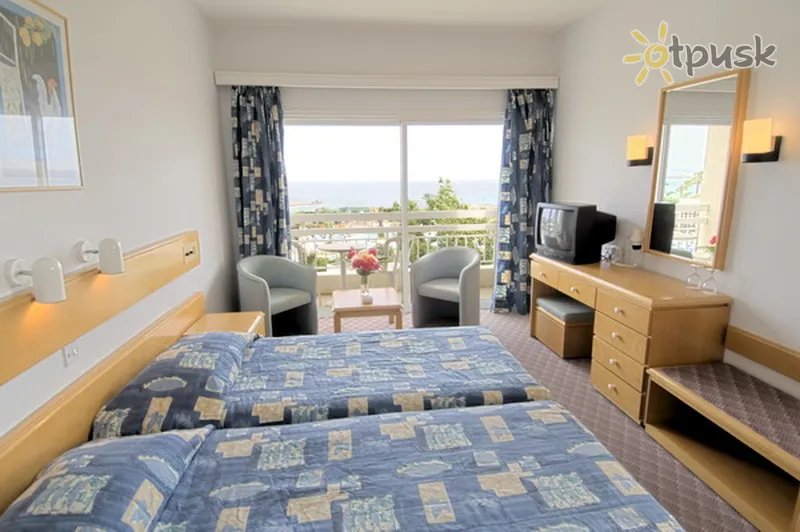 Фото отеля Yianoulla Beach 3* Айя Напа Кипр
