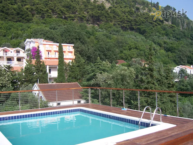 Фото отеля Elena 3* Будва Чорногорія екстер'єр та басейни