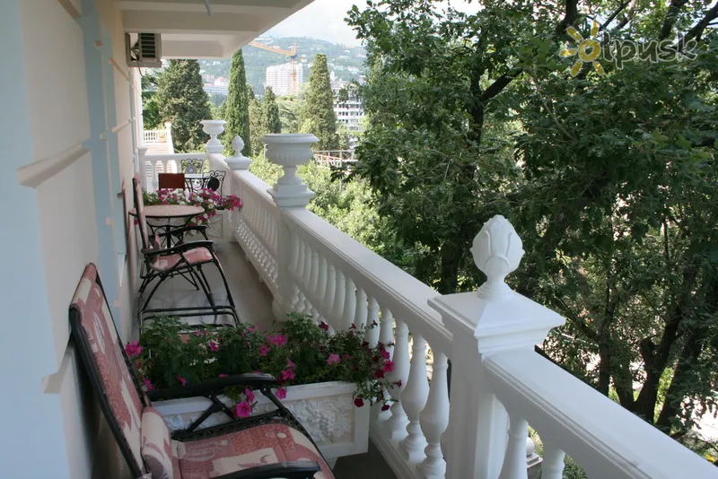 Фото отеля Чайная горка 4* Jalta Krima ārpuse un baseini