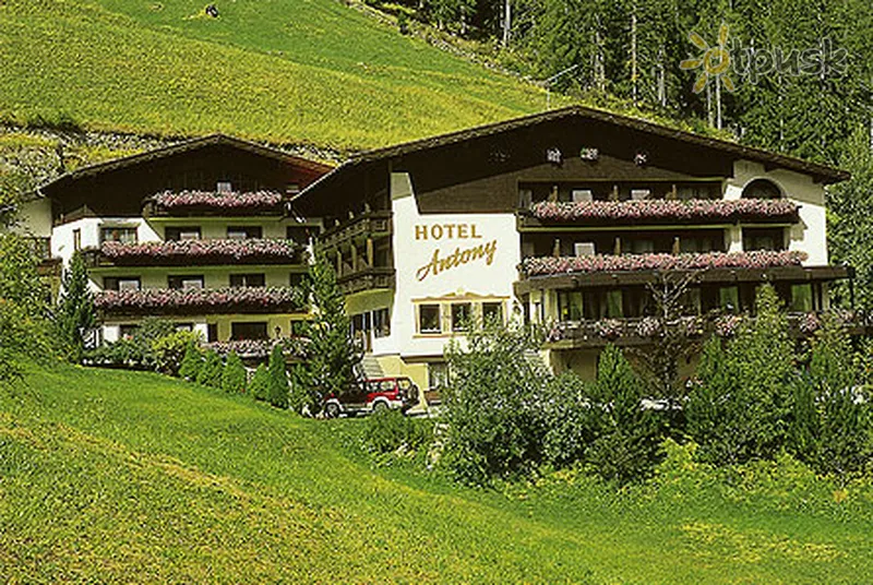 Фото отеля Antony 4* Ишгль Австрия экстерьер и бассейны