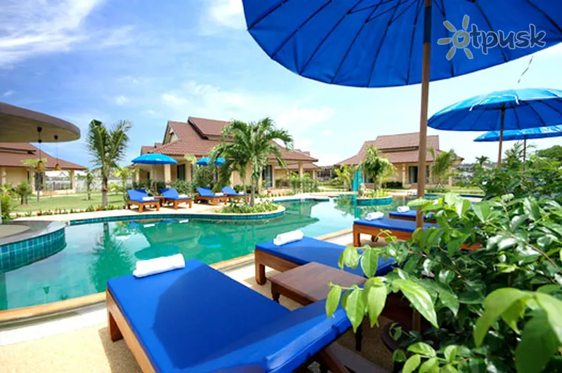 Фото отеля Blu Pine Villa & Pool Access 4* о. Пхукет Таиланд экстерьер и бассейны