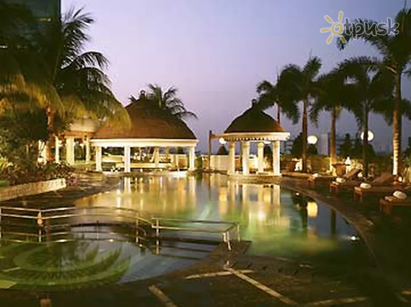 Фото отеля Sheraton Media 4* Джакарта (о. Ява) Індонезія екстер'єр та басейни