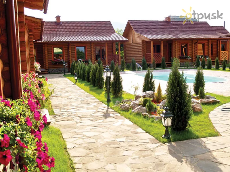 Фото отеля Villa Garden 2* Солочин Украина - Карпаты экстерьер и бассейны