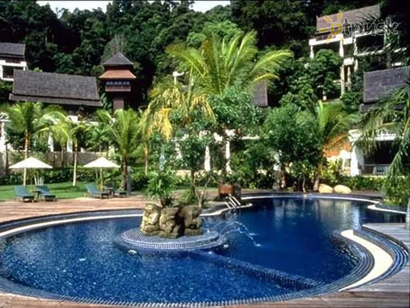 Фото отеля Pangkor Laut Resort & Spa 5* о. Пангкор Малайзия экстерьер и бассейны