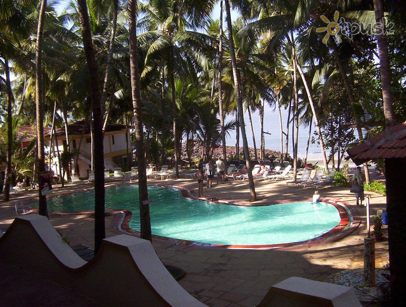 Фото отеля Bambolim Beach Resort 3* Северный Гоа Индия экстерьер и бассейны