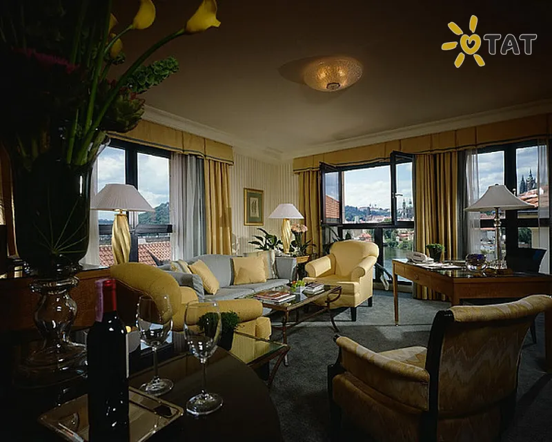 Фото отеля Four Seasons 5* Praha Čekija kambariai