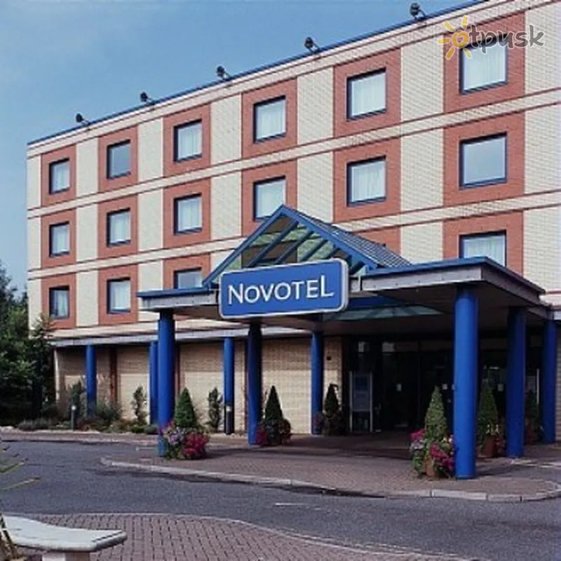 Фото отеля Novotel Heathrow 3* Лондон Великобритания экстерьер и бассейны