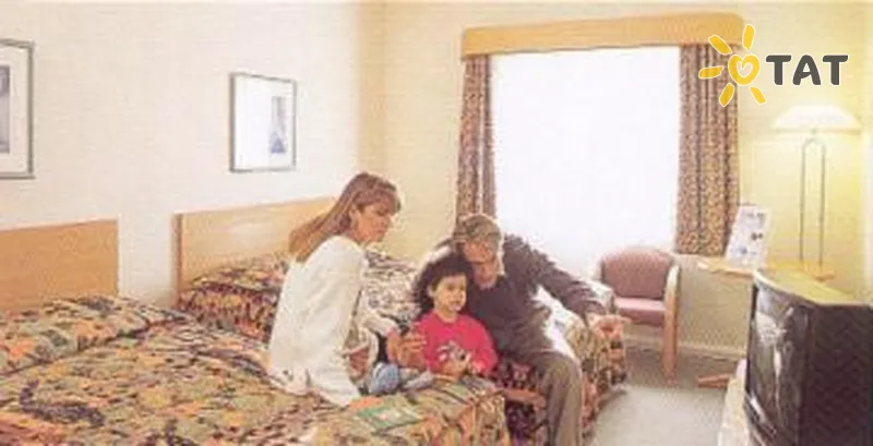 Фото отеля Holiday Inn Brent Cross 4* Лондон Великобританія номери