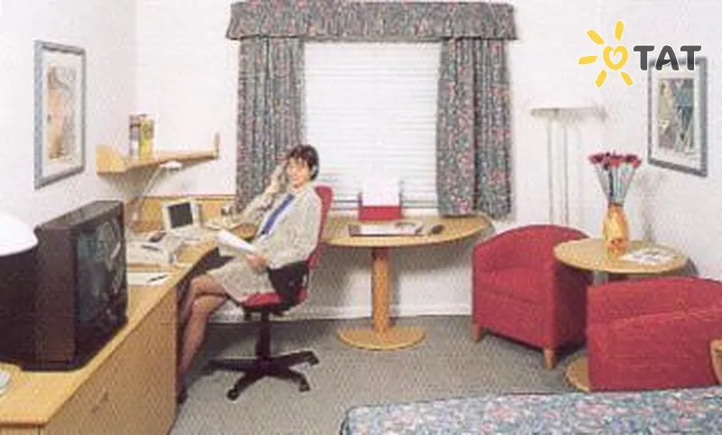 Фото отеля Holiday Inn Brent Cross 4* Лондон Великобританія номери