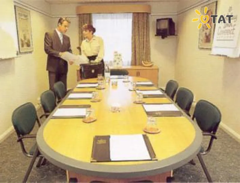 Фото отеля Holiday Inn Brent Cross 4* Лондон Великобританія інше