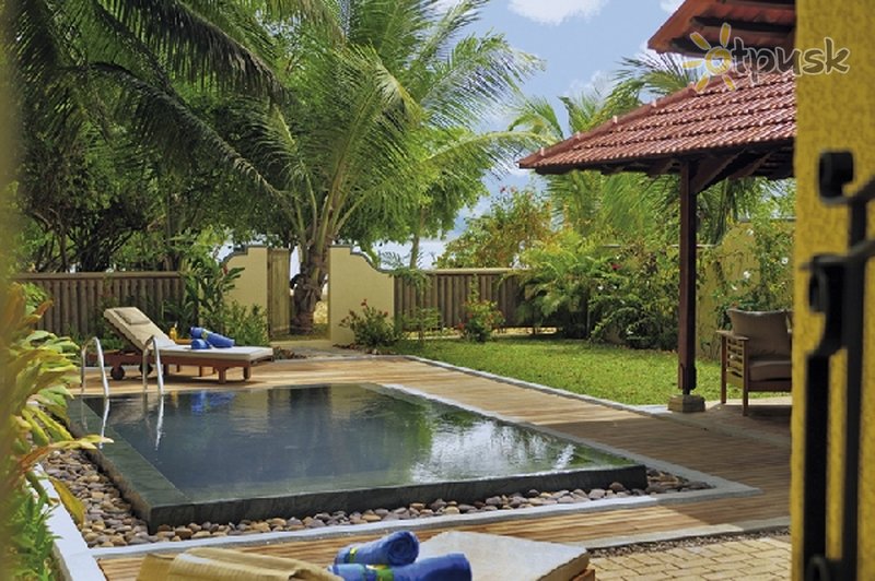 Фото отеля Sainte Anne Resort 5* о. Маэ Сейшельские о-ва экстерьер и бассейны