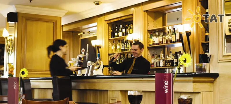 Фото отеля Thistle Westminster 4* Лондон Великобританія бари та ресторани