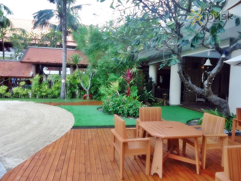 Фото отеля Patong Beach 4* о. Пхукет Таиланд экстерьер и бассейны