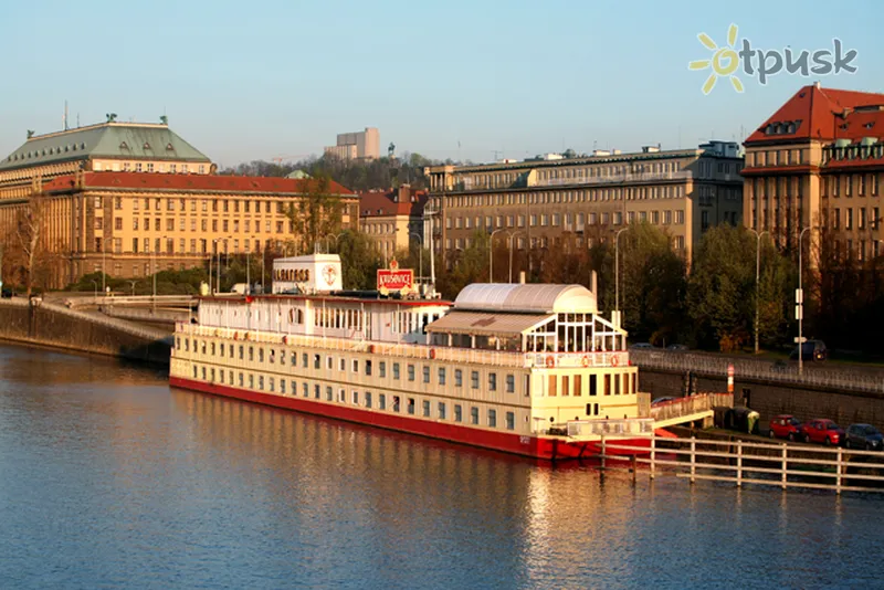 Фото отеля Botel Albatros 3* Прага Чехия экстерьер и бассейны