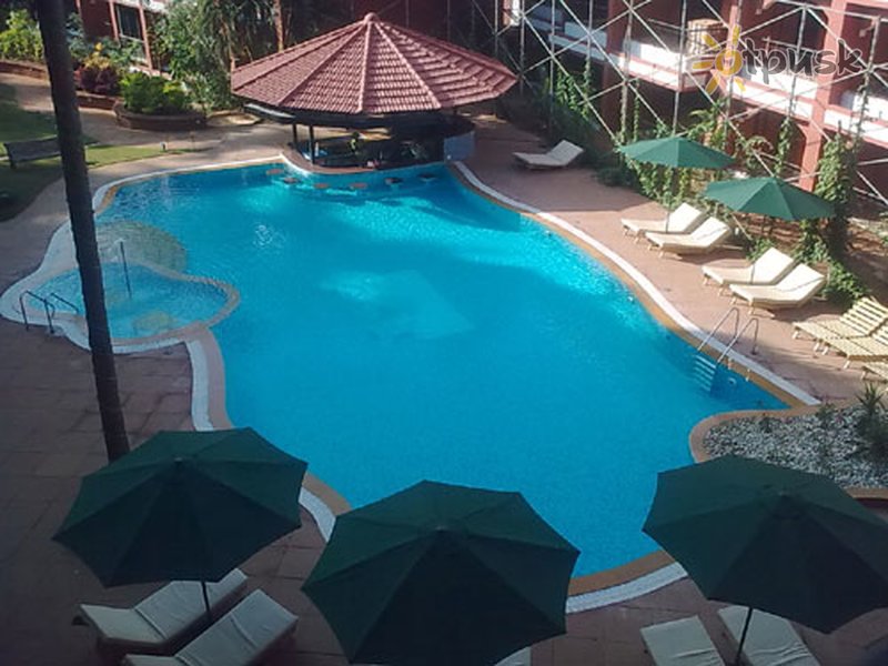 Фото отеля The Baga Marina Beach Resort & Hotel 3* Северный Гоа Индия экстерьер и бассейны