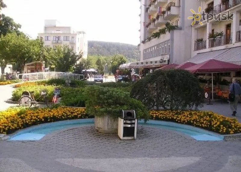 Фото отеля Jalta & Dependances Hotel 2* Piestany Slovākija ārpuse un baseini