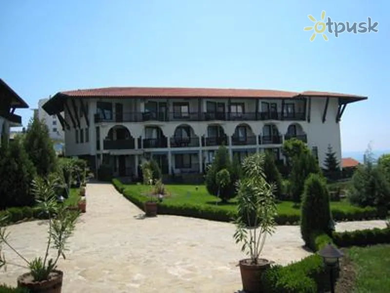 Фото отеля Monastery 3* Svētā Vlasa Bulgārija ārpuse un baseini