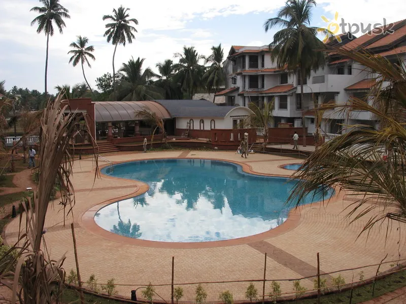 Фото отеля Double Tree by Hilton 4* Північний Гоа Індія екстер'єр та басейни