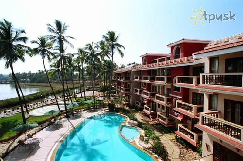 Фото отеля Lazy Lagoon Baga A Lemon Tree Resort Goa 4* Šiaurės Goa Indija išorė ir baseinai