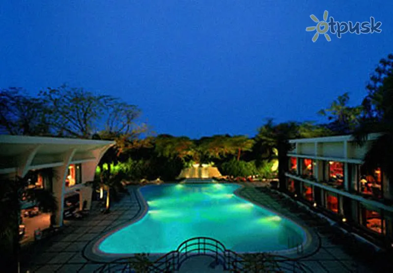 Фото отеля The Oberoi 5* Delis Indija išorė ir baseinai
