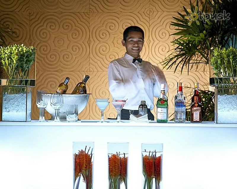 Фото отеля Four Seasons International House 5* Бангкок Таиланд бары и рестораны