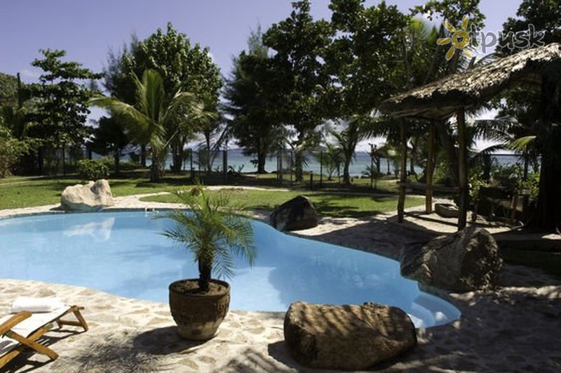 Фото отеля Castello Beach 4* о. Праслин Сейшельские о-ва экстерьер и бассейны