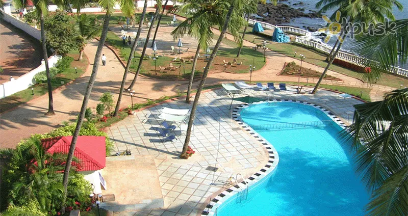 Фото отеля Dolphin Bay 3* Північний Гоа Індія екстер'єр та басейни