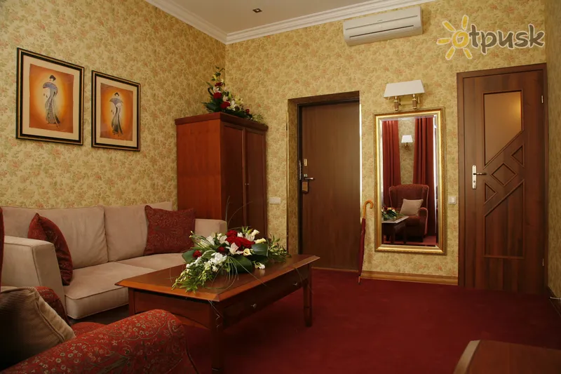 Фото отеля Швейцарский 4* Lvovas Ukraina kambariai