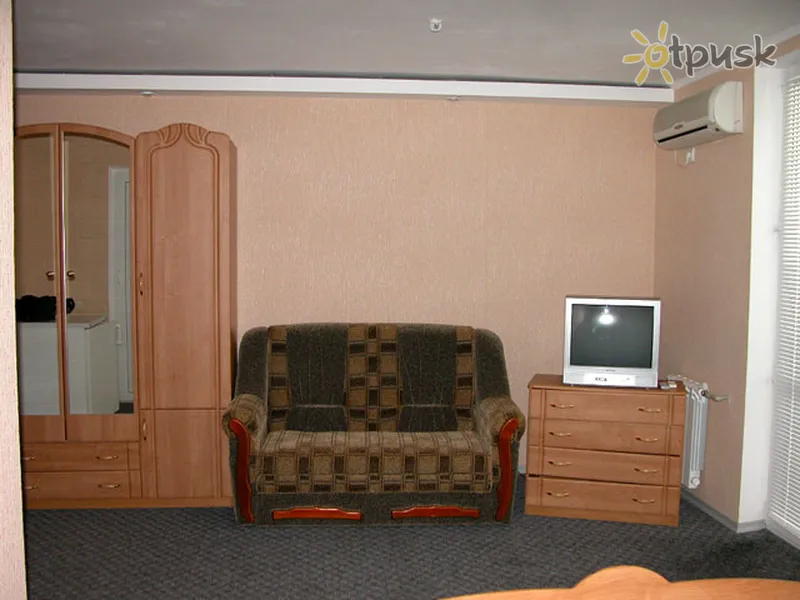 Фото отеля Украина 3* Berdjanskas Ukraina kambariai