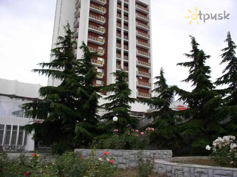 Фото отеля Алушта 3* Алушта Крым экстерьер и бассейны