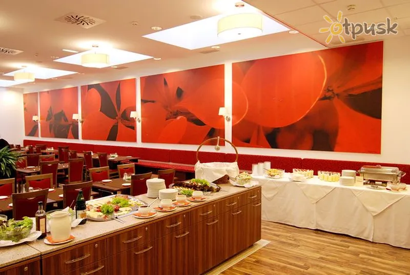 Фото отеля Airo Tower Hotel 3* Vēna Austrija bāri un restorāni