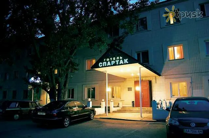 Фото отеля Спартак 3* Киев Украина экстерьер и бассейны