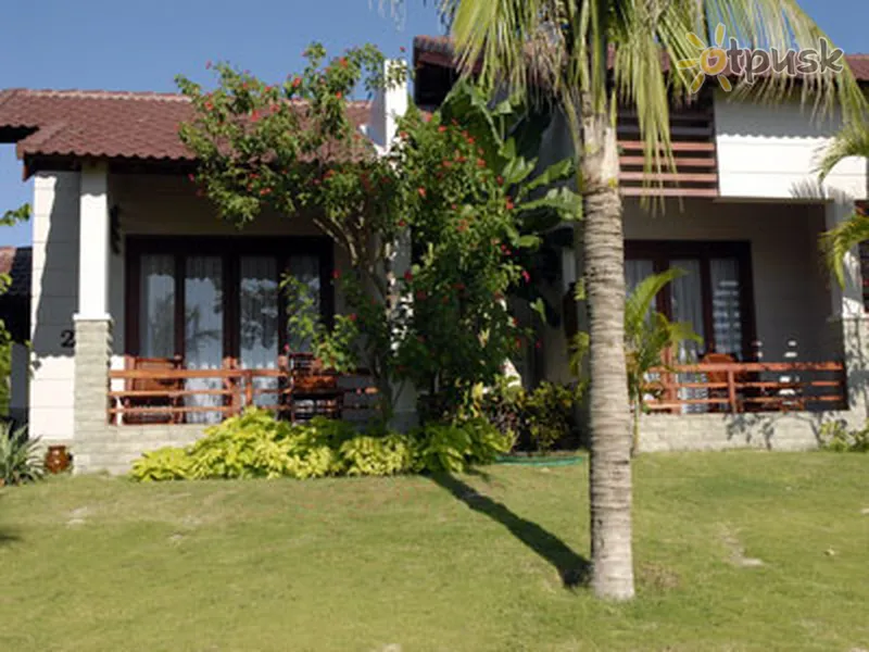 Фото отеля White Sand Doclet Resort 4* Nha Trang Vietnamas išorė ir baseinai