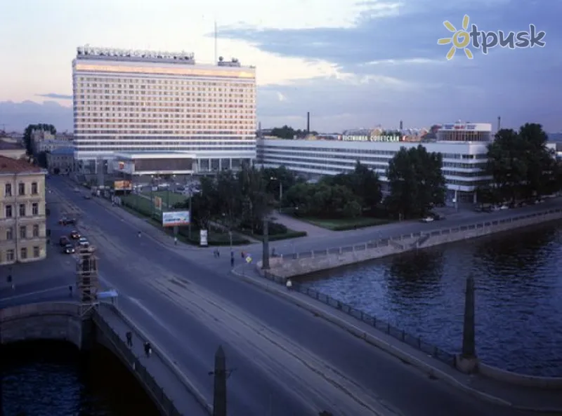Фото отеля Азимут Отель 3* Sanktpēterburga Krievija ārpuse un baseini