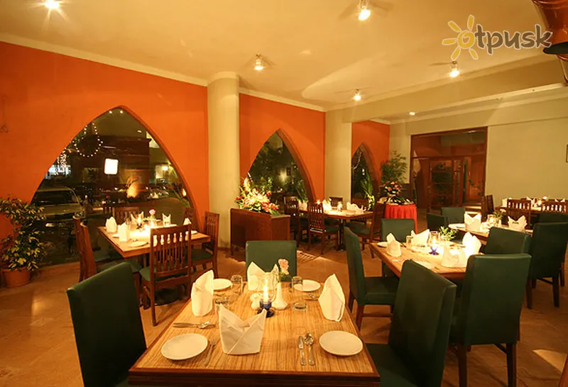Фото отеля Neelams The Grand 3* Šiaurės Goa Indija barai ir restoranai