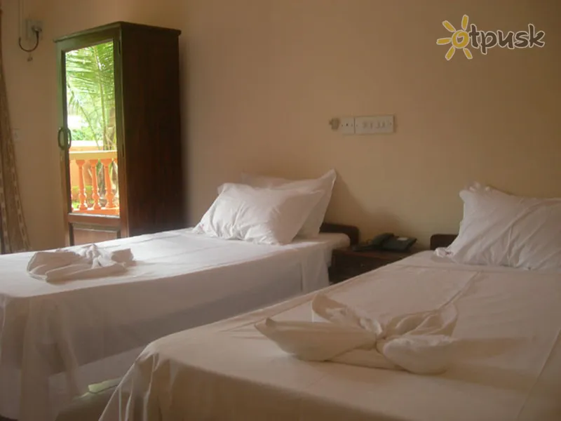 Фото отеля Ruffles Beach Resort 2* Šiaurės Goa Indija kambariai