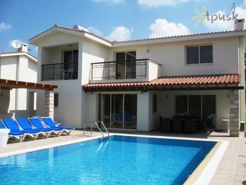 Фото отеля Sea Breeze Villas 2* Пафос Кіпр екстер'єр та басейни