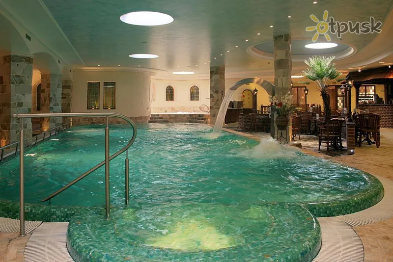 Фото отеля Carlsbad Plaza Medical Spa & Wellness Hotel 5* Карловы Вары Чехия экстерьер и бассейны