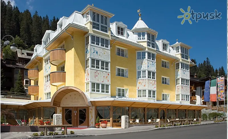 Фото отеля Alpen Suite hotel Madonna di Campiglio 4* Мадонна ди Кампильо Италия экстерьер и бассейны
