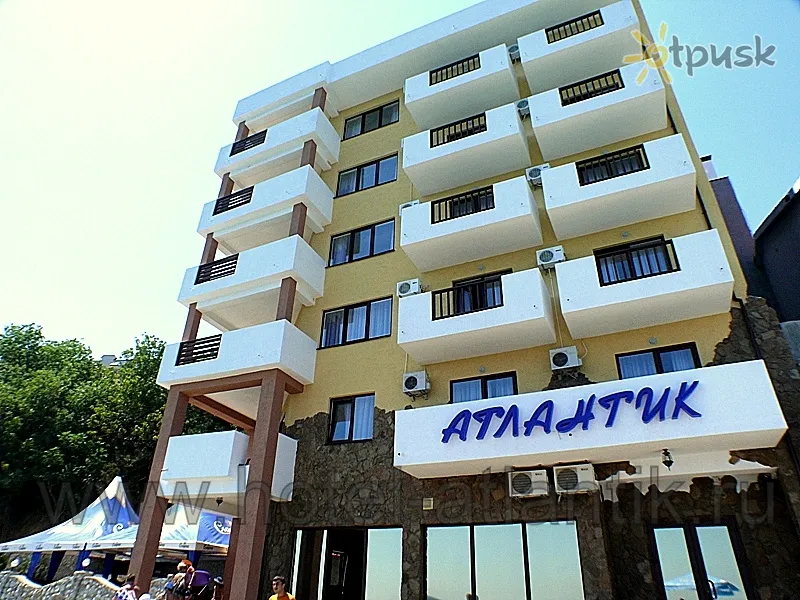 Фото отеля Атлантік 2* Утьос Крим екстер'єр та басейни