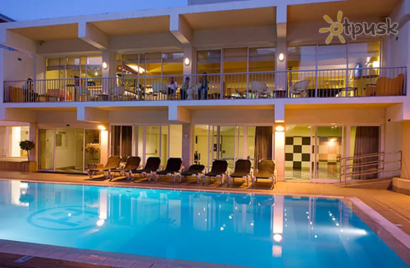 Фото отеля Londres Estoril Hotel 3* Эшторил Португалия экстерьер и бассейны