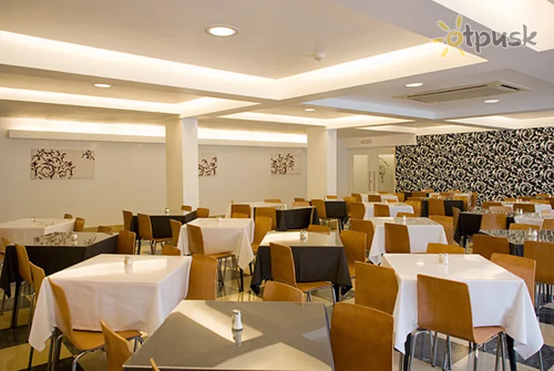 Фото отеля Londres Estoril Hotel 3* Ешторіл Португалія бари та ресторани
