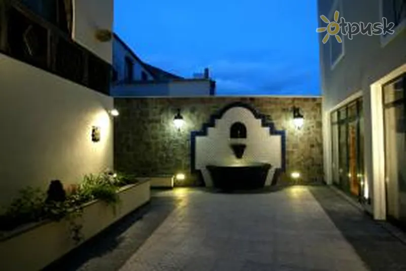 Фото отеля Camoes 3* Ponta Delgada Portugāle ārpuse un baseini